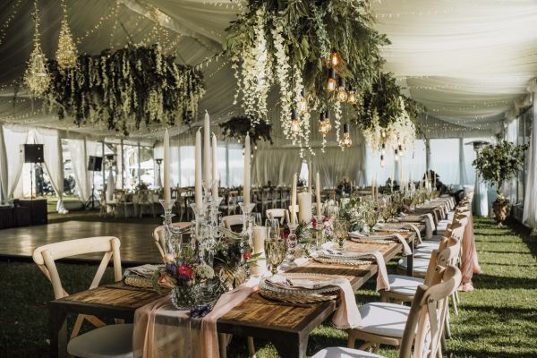 indoor vs outdoor wedding venues