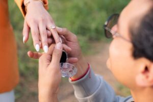 Who to Tell First When You Get Engaged: A Simple Etiquette Guide